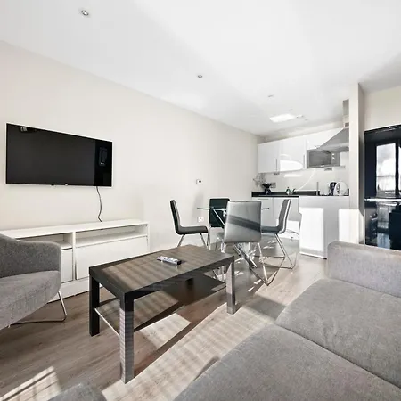 Londwell, Canary Wharf Skyline Balcony Suite London Exterior photo